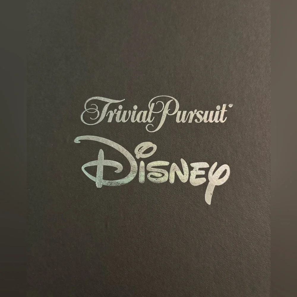 Vintage Disney Trivial Pursuit Pieces Factory Sealed Wear‎ on Box Corners 2002